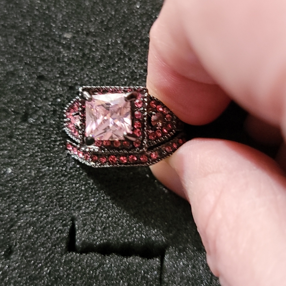 Jewelry Ring Pink Rings set. BLOWOUT